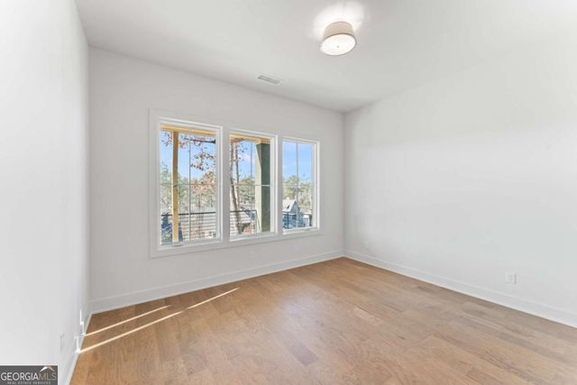 1090 Lupo Loop, Chattahoochee Hills, GA 30268