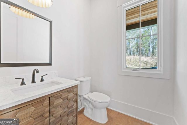 1090 Lupo Loop, Chattahoochee Hills, GA 30268