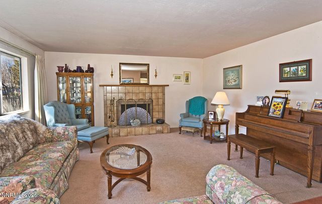 1611 Wildrose Drive, Minden, NV 89423