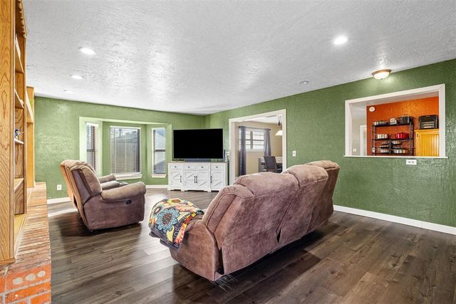 608 SW 23rd Street, El Reno, OK 73036