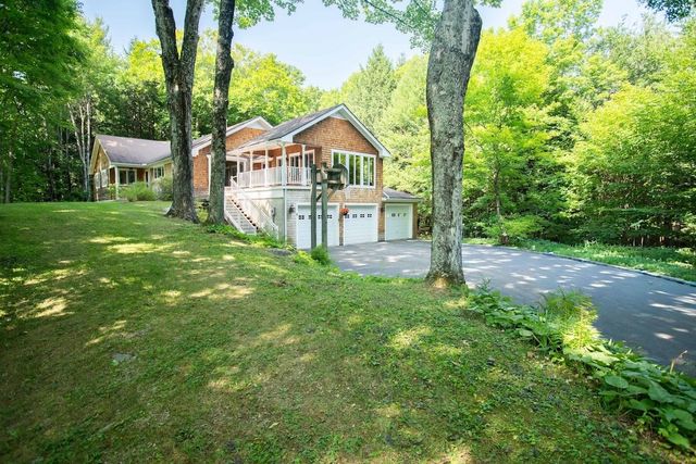 8 Douglas Road, Essex, VT 05452