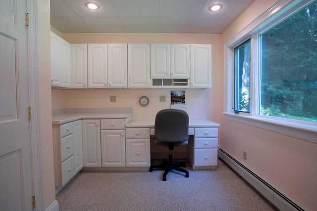 8 Douglas Road, Essex, VT 05452
