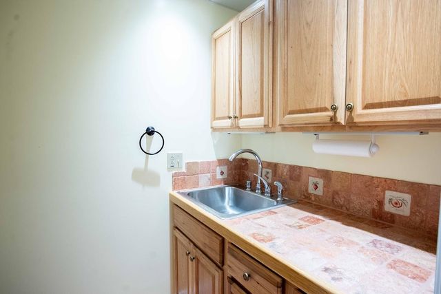 8 Douglas Road, Essex, VT 05452