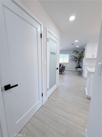 972 E LYNWOOD, San Bernardino, CA 92404