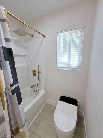 972 E LYNWOOD, San Bernardino, CA 92404