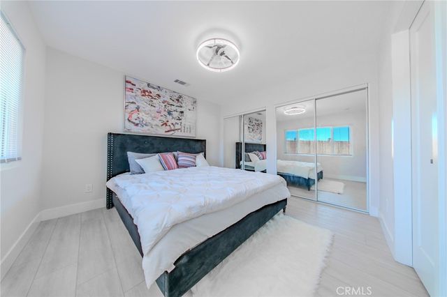972 E LYNWOOD, San Bernardino, CA 92404