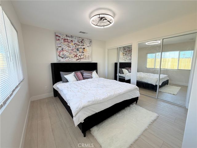 972 E LYNWOOD, San Bernardino, CA 92404