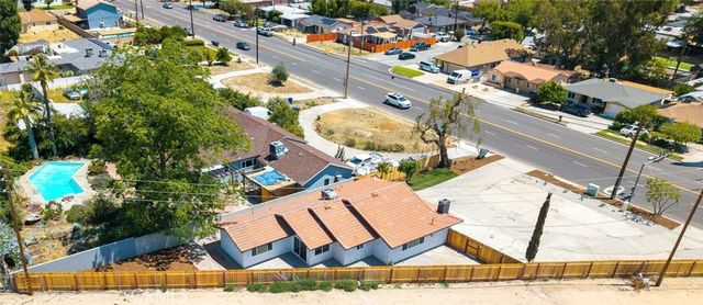 972 E LYNWOOD, San Bernardino, CA 92404