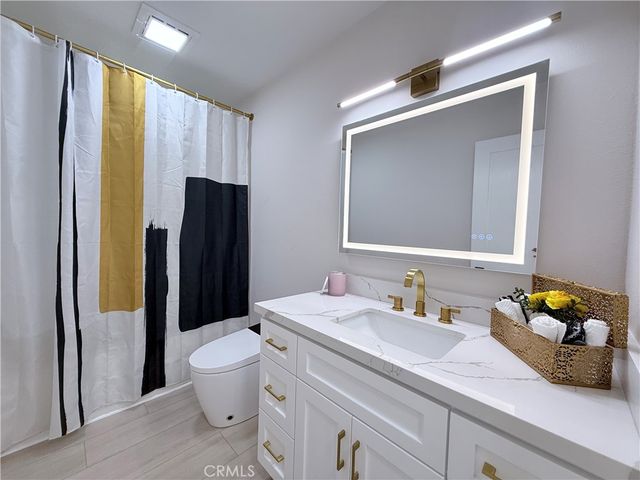972 E LYNWOOD, San Bernardino, CA 92404