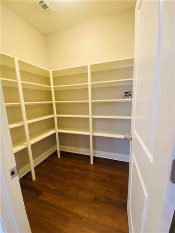 4441 HATHERN Drive, Pineville, LA 71360