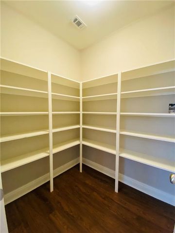 4441 HATHERN Drive, Pineville, LA 71360