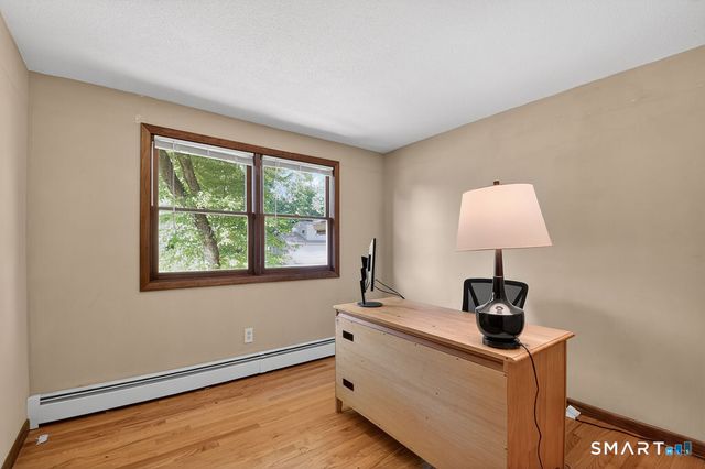 20 Jade Circle, Southington, CT 06489