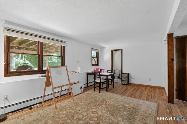 20 Jade Circle, Southington, CT 06489