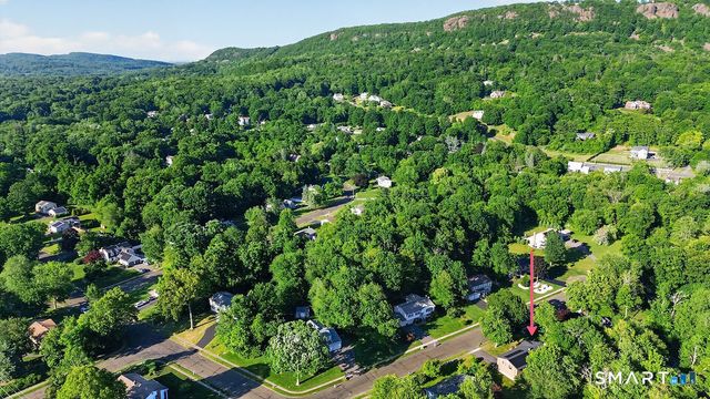 20 Jade Circle, Southington, CT 06489