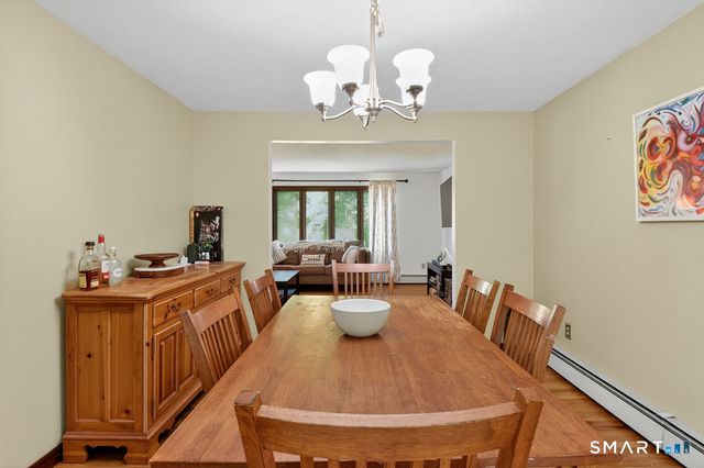 20 Jade Circle, Southington, CT 06489