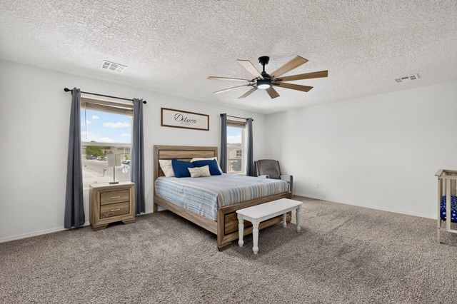 54 Tome Vista Drive, Los Lunas, NM 87031