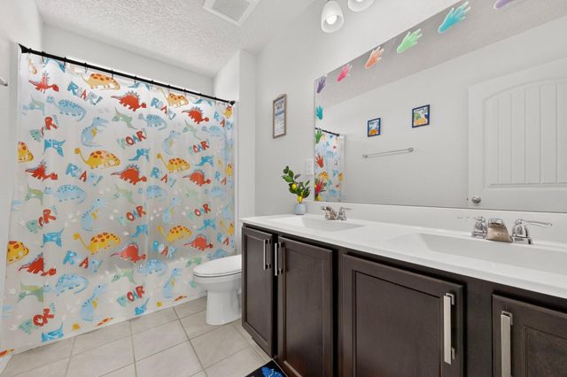 54 Tome Vista Drive, Los Lunas, NM 87031