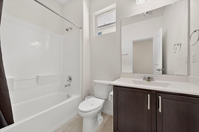 54 Tome Vista Drive, Los Lunas, NM 87031