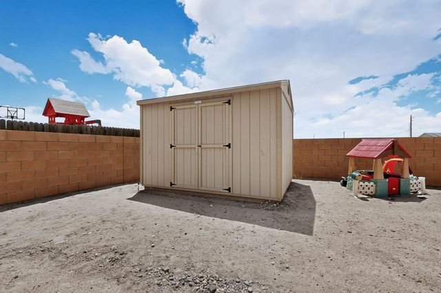 54 Tome Vista Drive, Los Lunas, NM 87031