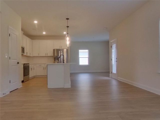 446 Cantrell Drive, Dallas, GA 30157