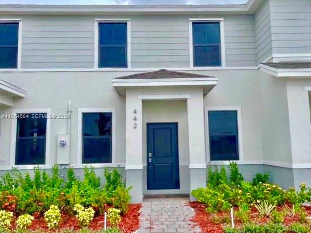 442 NE 13th Street, Florida City, FL 33034