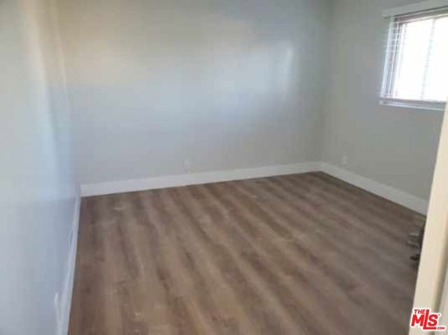 811 W 97th Street, Los Angeles, CA 90044