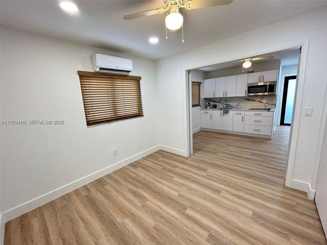 142 NW 21st Ave 3, Miami, FL 33125