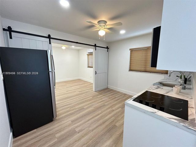 142 NW 21st Ave 3, Miami, FL 33125