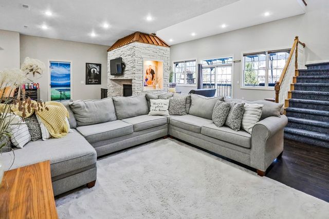 2312 Drenthe Laan Lane, Pella, IA 50219