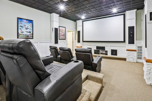 2312 Drenthe Laan Lane, Pella, IA 50219