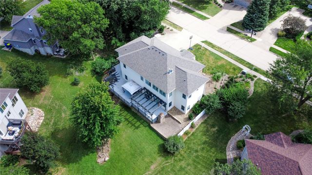2312 Drenthe Laan Lane, Pella, IA 50219