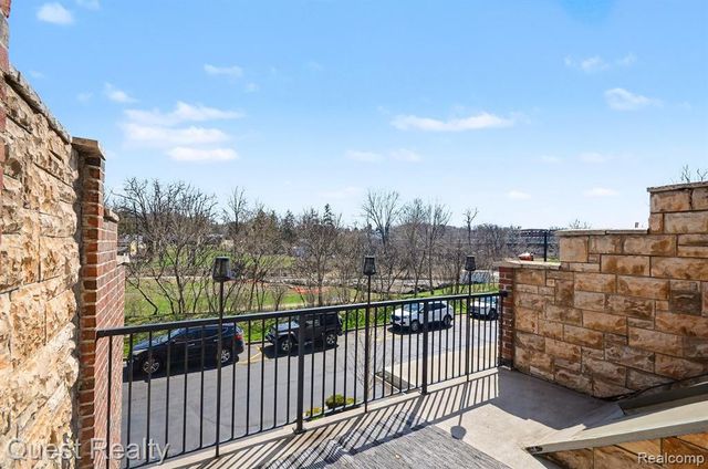 218 Mill Street, Rochester, MI 48307