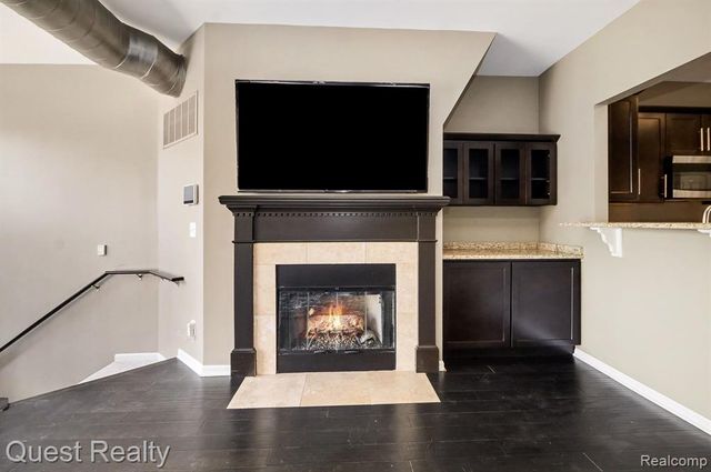 218 Mill Street, Rochester, MI 48307