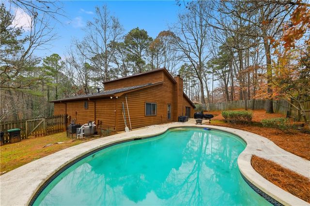 3983 Cripple Creek NW Drive, Kennesaw, GA 30144