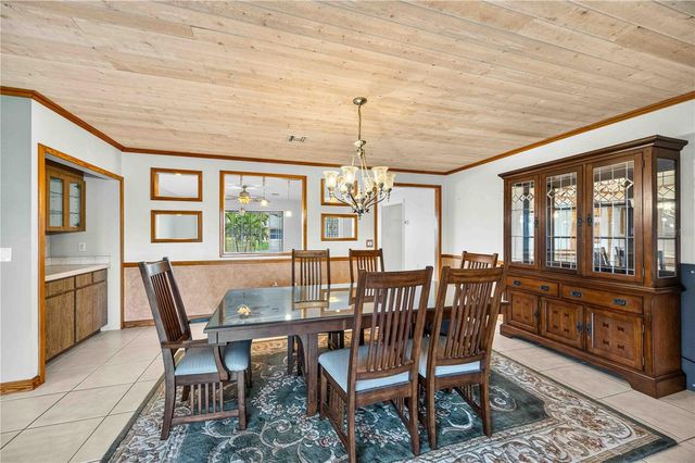 166 MARK TWAIN LANE, Rotonda West, FL 33947