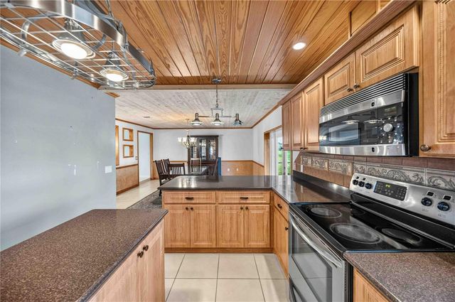 166 MARK TWAIN LANE, Rotonda West, FL 33947