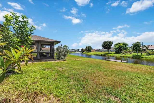 166 MARK TWAIN LANE, Rotonda West, FL 33947