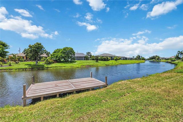 166 MARK TWAIN LANE, Rotonda West, FL 33947
