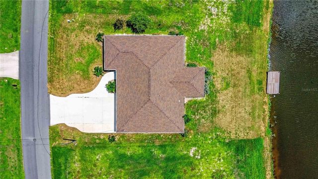 166 MARK TWAIN LANE, Rotonda West, FL 33947