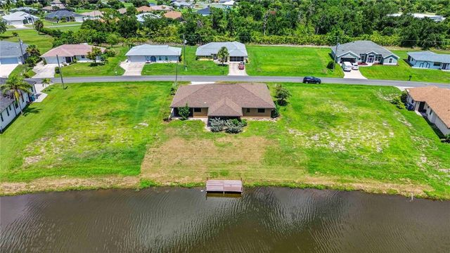 166 MARK TWAIN LANE, Rotonda West, FL 33947