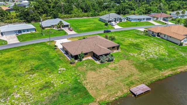 166 MARK TWAIN LANE, Rotonda West, FL 33947