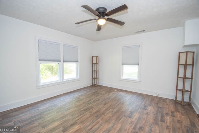 247 Ball Street, Moreland, GA 30259