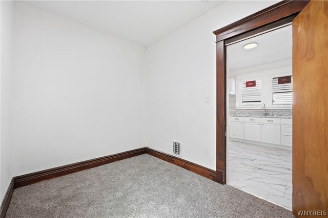 20 Garfield Street, Buffalo, NY 14207