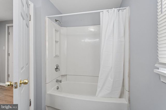 602 BORDENTOWN RD, Burlington, NJ 08016