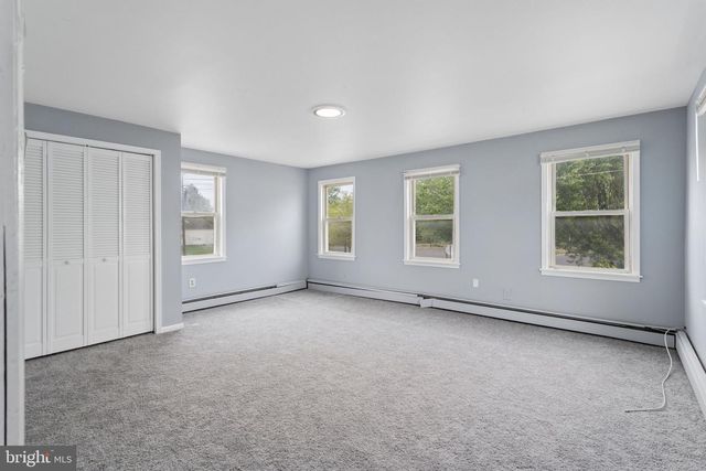 602 BORDENTOWN RD, Burlington, NJ 08016