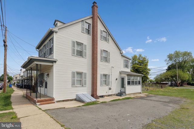 602 BORDENTOWN RD, Burlington, NJ 08016