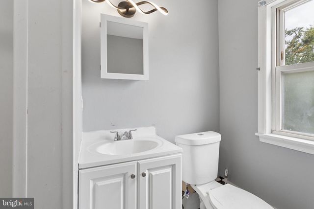 602 BORDENTOWN RD, Burlington, NJ 08016