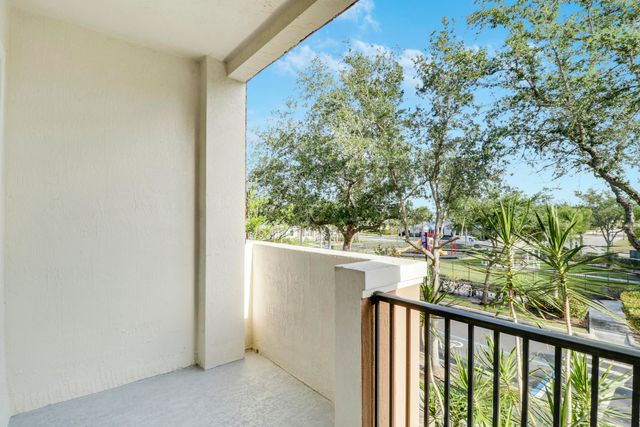 10360 SW Stephanie Way 6-204, Port St Lucie, FL 34987