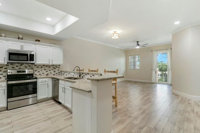 10360 SW Stephanie Way 6-204, Port St Lucie, FL 34987