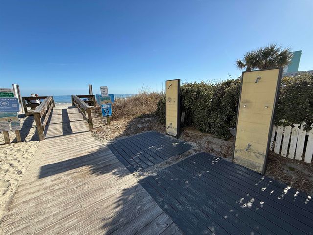 373 Silver Sands Ln., Murrells Inlet, SC 29576